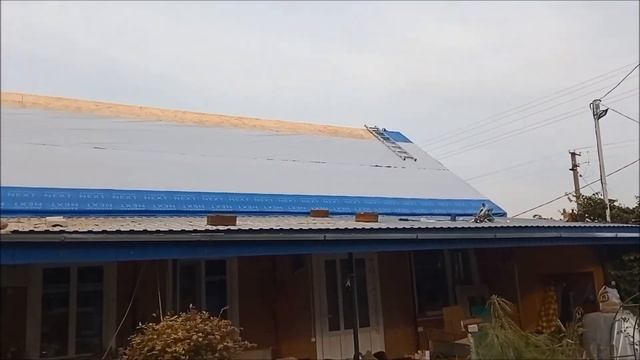 Монтаж мягкой кровли " Шинглас " на старую крышу, от А до Я. смотреть онлайн