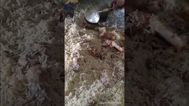 Kabuli Pulao | Afghani Pulao | Baba wali Restaurant Kharkno market Peshawar | Qasim Khan Food смотреть онлайн