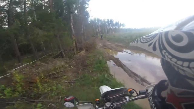 Эндуро покатушки - Honda XR 250 смотреть онлайн