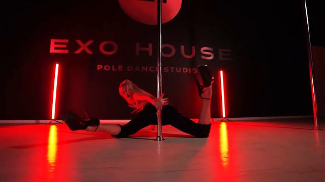 Елена Дружинина PoleDance Exotic