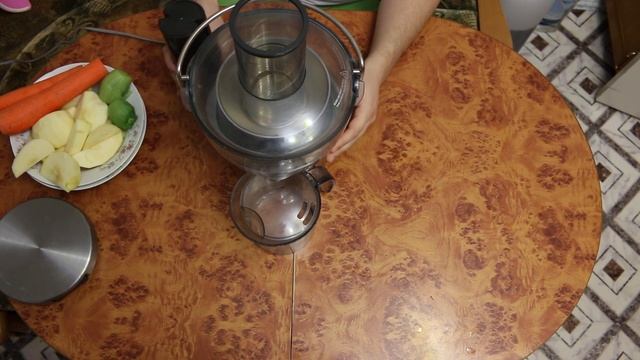 Соковыжималка Bork S400 смотреть онлайн