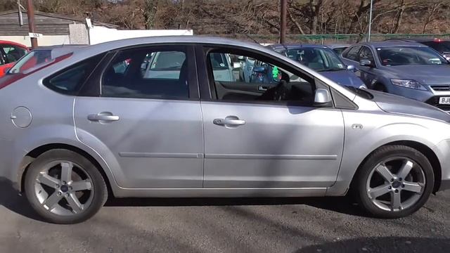 Ford FOCUS 1.8 Zetec 5dr U106724 смотреть онлайн