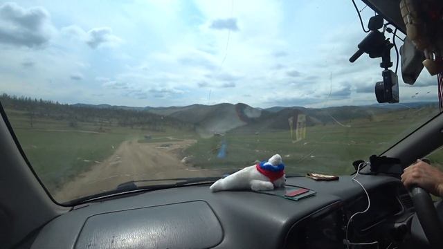 ОЛЬХОНСКИЕ ВОРОТА / ВСТРЕТИЛИ БРОДЯГУ / СОБРАЛИ КОНСКОГО Г**НА / ВЕРНУЛИСЬ В ДОМ В ДЕРЕВНЕ смотреть онлайн