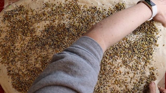 How to Make SOURDOUGH BREAD WITH SEEDS /Beginner Friendly смотреть онлайн