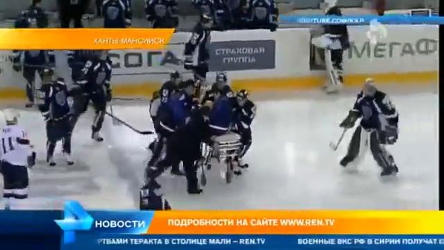 На матче Югра Слован хоккеист рассек коньком горло сопернику смотреть онлайн