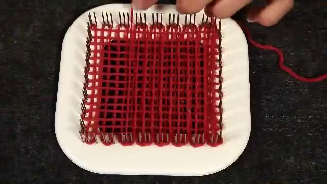 Weaving on the Zoom Loom смотреть онлайн