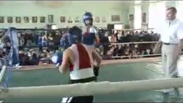 54 кг Садыгов Тамерл + Барков Руслан  Лидер , Первество г  Мариуполя по боксу 26 октября 2008 г