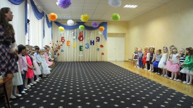 Утренник 8 марта детский садик 197 Украина г. Одесса. March 8 kindergarten 197 Ukraine Odessa смотреть онлайн