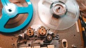 магнитофоны Гинтарас на реставрации.