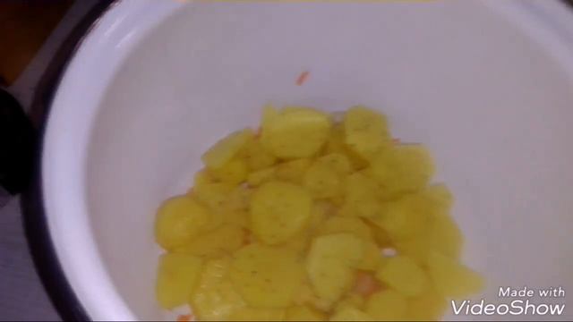 Готовим дома. Картофель с шпротами. смотреть онлайн