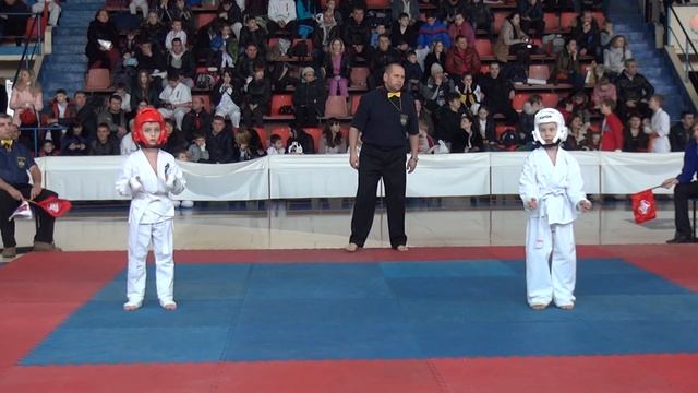 бахметьев ростик 1---чемпионат области г. николаев февраль 2014год. смотреть онлайн