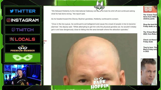 Drunk Florida Man Almost Falls Off Skyliner Platform смотреть онлайн
