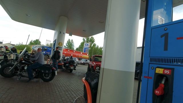 По Уралу на мотоцикле. Часть 1. Киров. (4K) смотреть онлайн