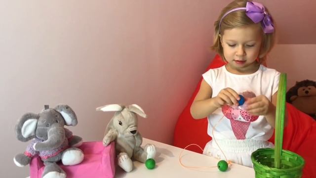 Мелкая моторика. Игры с бусинами. Для детей 3-4-5 лет. смотреть онлайн