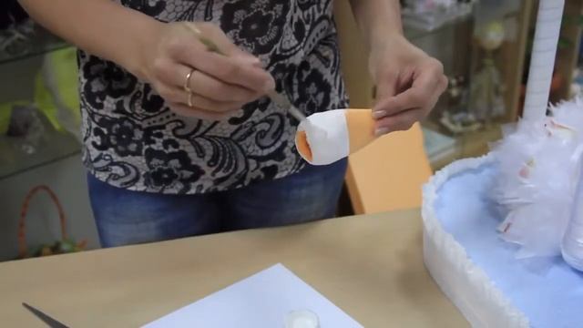 Видео МК по изготовлению головы свадебного лебедя с конфетами смотреть онлайн