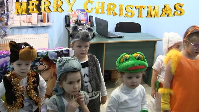 Рукавичка. We wish you a Merry Christmas 2019 смотреть онлайн