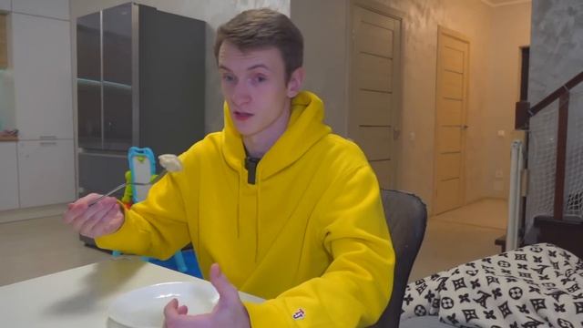 Тома ЗАСНУЛА на 24 часа ! смотреть онлайн