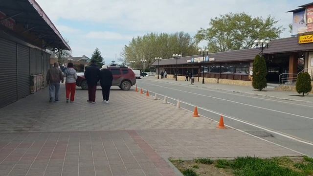 АНАПА 18.04.2019 ЦЕНТРАЛЬНЫЙ ПЛЯЖ ЦЕНЫ НА КУПАЛЬНИКИ прогулка по городу / ЖК Привилегия смотреть онлайн