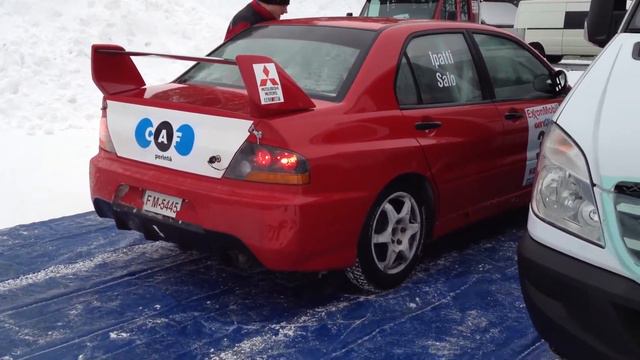 Mitsubishi Lancer Evolution 9 Rally Car