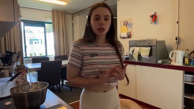 Уф показала попу чатику смотреть онлайн