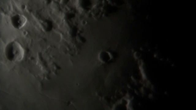 Triesnecker Moon crater смотреть онлайн
