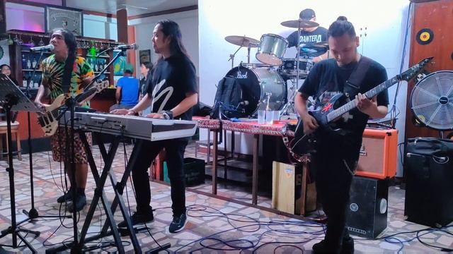 18 and Life - Skid Row | Engine Band Cover смотреть онлайн