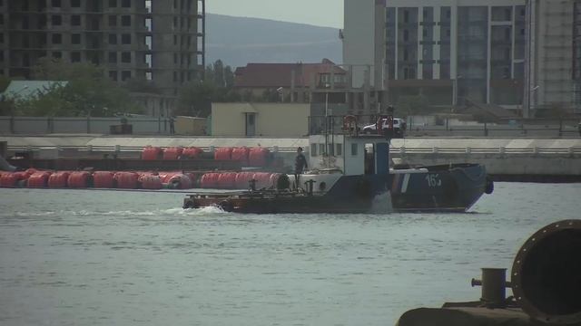 Буксировка ракетного экраноплана «Лунь» в Дербент смотреть онлайн