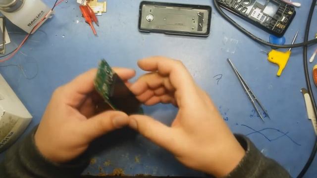 Подробный ремонт телефона "Nokia 206" смотреть онлайн