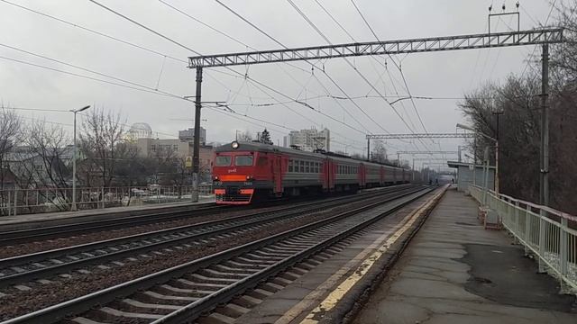 Электропоезд ЭР2Р-7080 смотреть онлайн