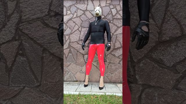 Леггинсы красного цвета из лаковой виниловой кожи 4 смотреть онлайн