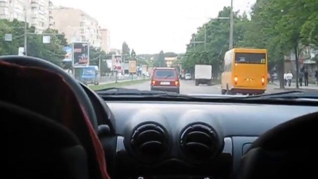 Вечерня езда по по городу Чернигов авторегистратор carcam 6042 hd Renault duster test drive 18+ смотреть онлайн