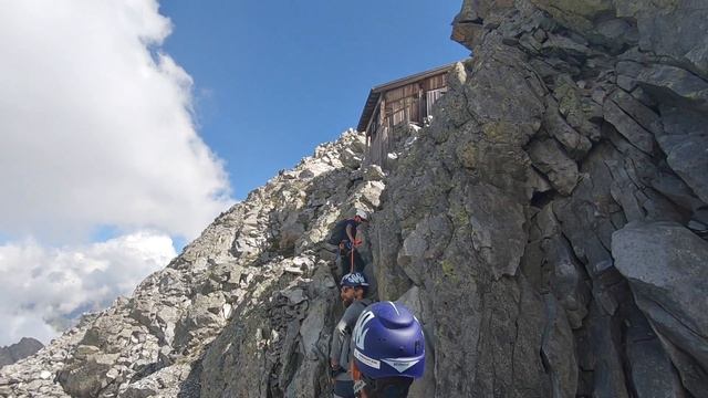 Il Sentiero dei Fiori - Avventura a 3000 metri (SECONDA PARTE) // GoPro Hero 7 Black смотреть онлайн