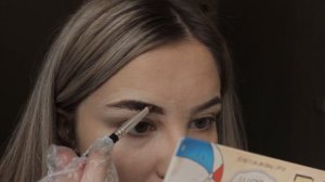 КРАШУ БРОВИ КРАСКОЙ ESTEL. КРАШУ БРОВИ КРАСКОЙ ЭСТЕЛЬ