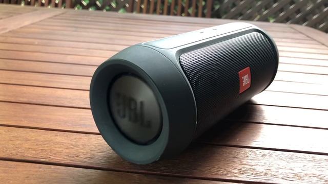 JBL Charge 2+ Bass Test смотреть онлайн