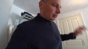 наши курицы кормим рыбой, рыбу ловим морозим заготавливаем для новых курочек хотим бройлеров