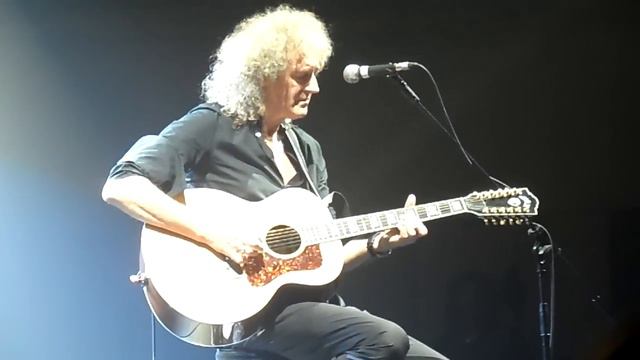 Brian May with Kerry Ellis - "Love Of My LIfe" - Glasgow - 12th May 2011 смотреть онлайн