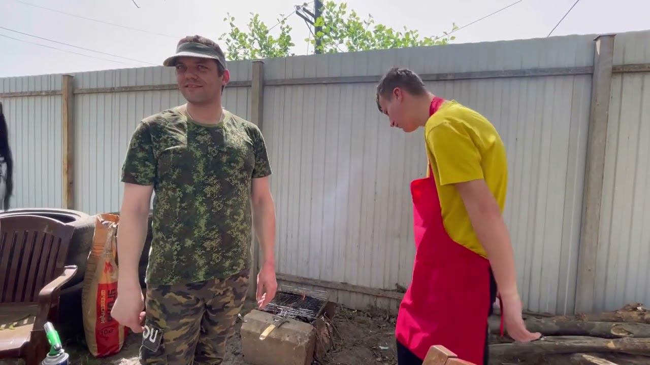 Работа с ландшафтным дизайном и готовка обеда. смотреть онлайн