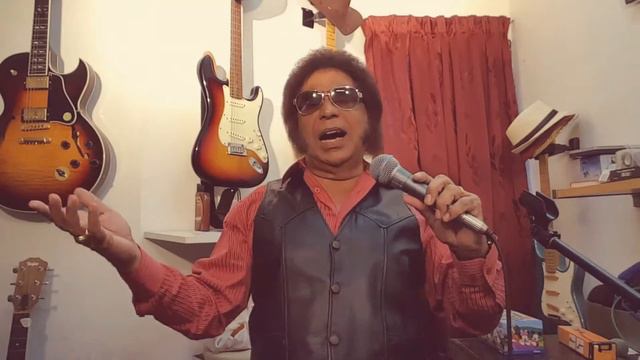 Delilah! TONY WARREN. смотреть онлайн