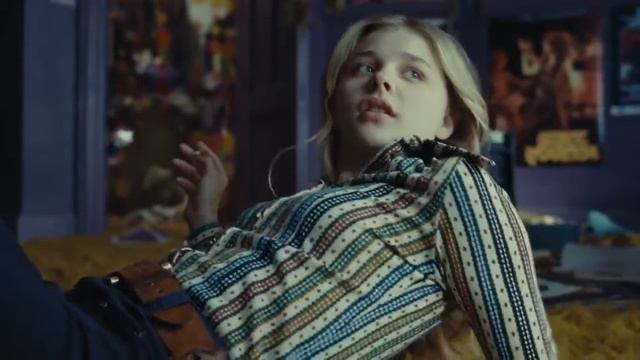 Chloe Moretz//Хлоя МоретцМрачные Тени смотреть онлайн