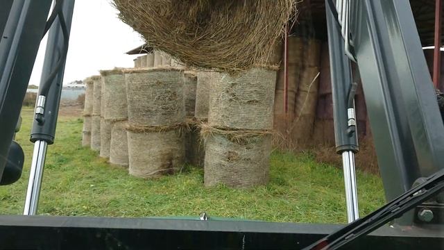 СКЛАДИРУЕМ СЕНО. Октябрь 2019 года. #дикфарм #dikfarm смотреть онлайн