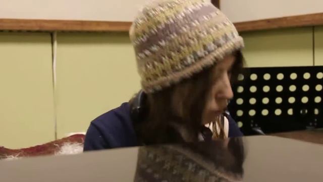 Даша Суворова пишет альбом на студии смотреть онлайн