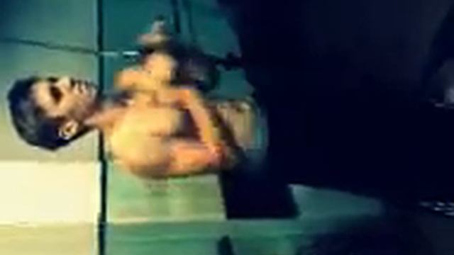 качаем трицепс