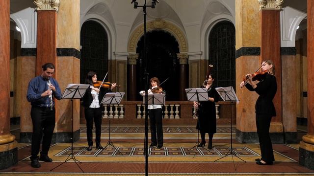 Johann Sebastian Bach - Concerto For Oboe, Strings And Basso Continuo In D Minor, BWV 1059