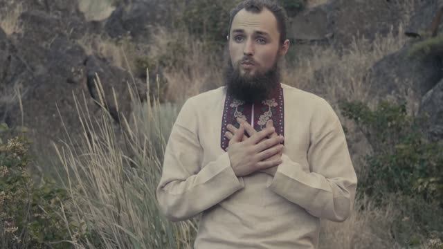 Simon Khorolskiy – Не тоскуй ты, душа дорогая смотреть онлайн