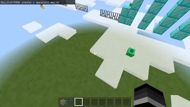 15 ИГРОКОВ РЕШАЮТ КТО ЛУЧШЕ ПАРКУРИТ В МАЙНКРАФТ PE смотреть онлайн