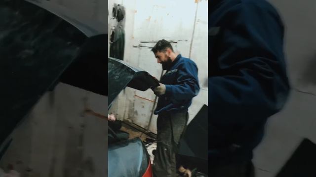 ПЕРЕКУПСКИЙ ДВИЖ! Залатанная Ауди, ЧАСТЬ 1!Осмотр машины после покупки! смотреть онлайн