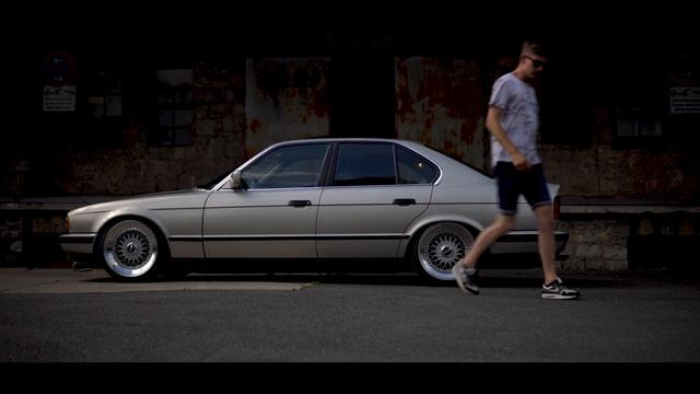 BMW E34 525i | Stance Works | 4K смотреть онлайн