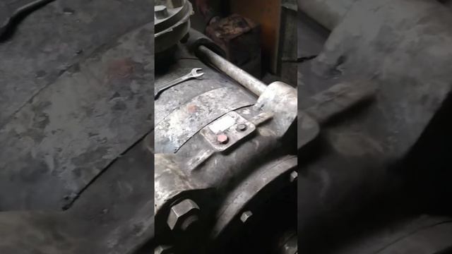 Огромный водяной насос. смотреть онлайн