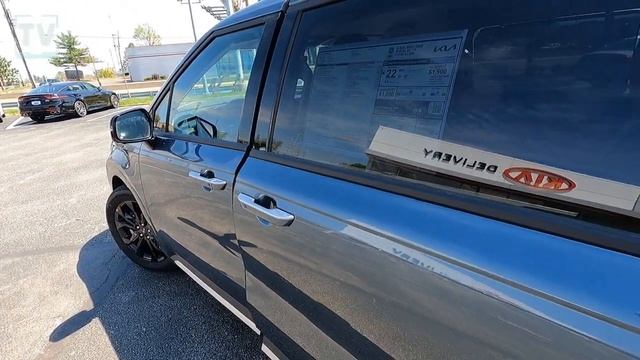 2022 KIA CARNIVAL SX Review