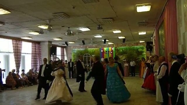Бал 23 июня 2013 в Карачарове Кадриль ЛЕТУЧАЯ МЫШЬ смотреть онлайн